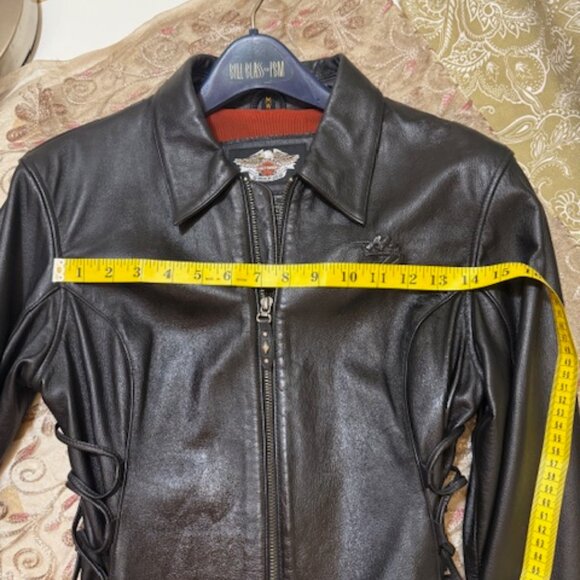 Med Harley Davidson Women's Lightweight Leather Coat w/lace up sides and back - Picture 8 of 16